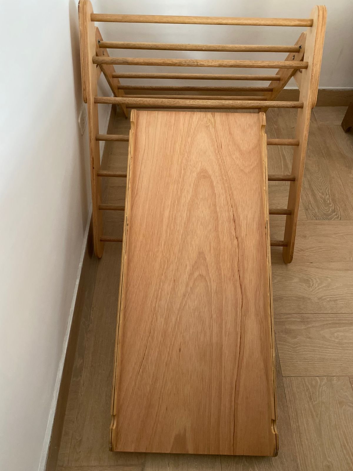 Triángulo Pikler con Resbaladera - Madera Natural - Image 3